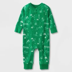 Baby Ski Scene Matching Family Pajama - Wondershop™ Green -Wonder Deals Store GUEST c48a832d f6ba 45f7 8fa5 8504bc62f17e